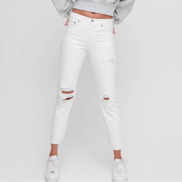 levi’s wedgie denim pants (ripped) - Picture 3 of 5